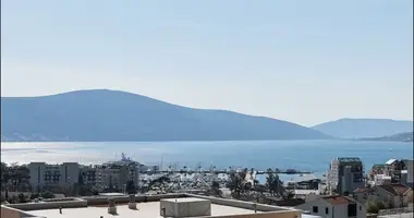 Apartamento 3 habitaciones en Tivat, Montenegro