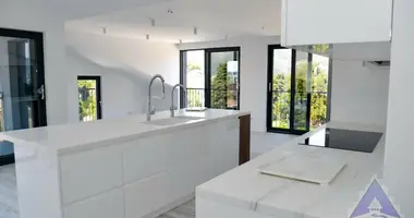 Apartamento 2 habitaciones en Tivat, Montenegro