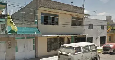 Casa 3 habitaciones en Nezahualcóyotl, México