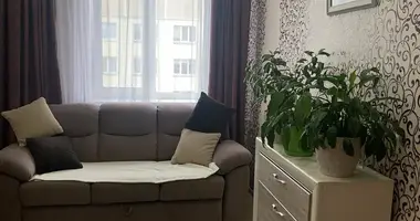 Apartamento 3 habitaciones en Zhodino, Bielorrusia