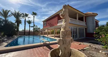 6 bedroom house in Torrevieja, Spain