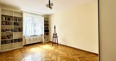 Квартира 2 комнаты в Лодзь, Польша