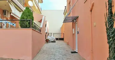 Townhouse 4 bedrooms in Municipal unot of Polichni, Greece