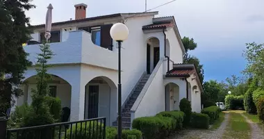Hôtel 180 m² dans Mjesni odbor Poganka - Sveti Anton, Croatie