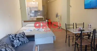 Kawalerka w Nea Peramos, Grecja