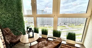 Apartamento 3 habitaciones en Minsk, Bielorrusia