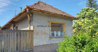 4 room house in Cegled, Hungary