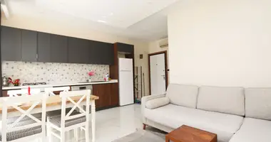 Квартира 2 комнаты в Махмутлар, Турция