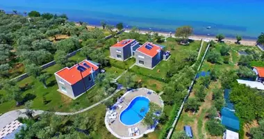 Propriété commerciale 410 m² dans Prinos, Grèce