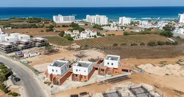 Villa 3 bedrooms in Paralimni, Cyprus