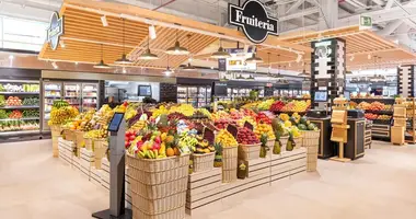 Nieruchomości komercyjne 3 000 m² w Barcelona, Hiszpania
