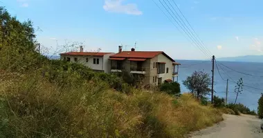 Grundstück in Pyrgadikia, Griechenland