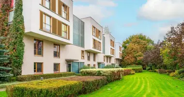 Appartement 4 chambres dans Varsovie, Pologne