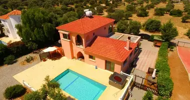Villa 4 chambres avec Balcon, avec lichnyy basseyn private pool, avec Jacuzzi dans Agios Epiktitos, Chypre du Nord
