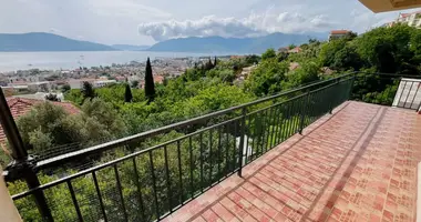 Wohnung 3 zimmer in Tivat, Montenegro