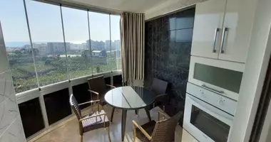 Apartamento 3 habitaciones con vista al mar en Alanya, Turquía