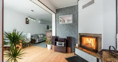 5 room house in Marki, Poland