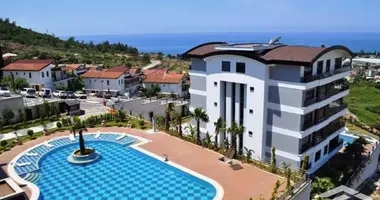 Doppelhaus 4 Zimmer mit Parkplatz, mit Schwimmbad, mit Sicherheitsüberwachungssystem in Alanya, Türkei