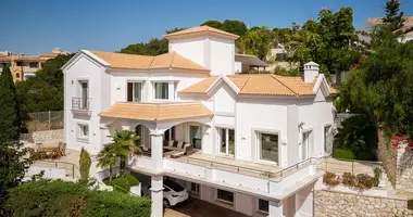 Villa en Marbella, España