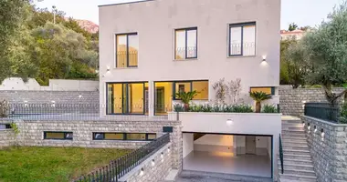 3 bedroom house in Kamenovo, Montenegro