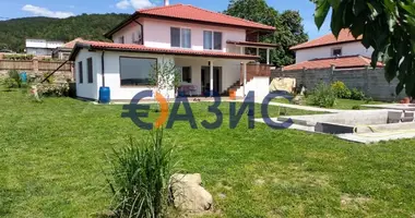 5 bedroom house in Pomorie, Bulgaria