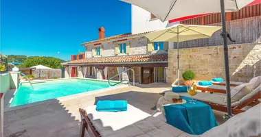Hôtel 597 m² dans Umag, Croatie