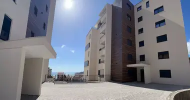 Apartamento 2 habitaciones en Becici, Montenegro
