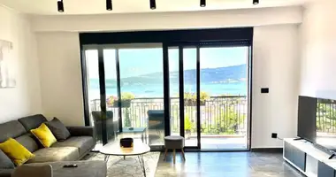 Apartamento 2 habitaciones en Tivat, Montenegro
