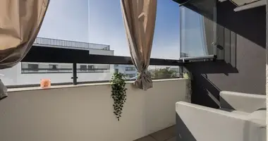 Gewerbefläche 61 m² in Warschau, Polen