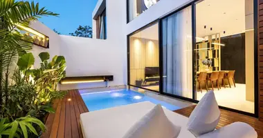 Villa 2 bedrooms in Tibubeneng, Indonesia