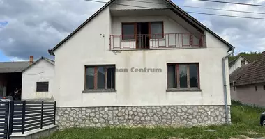 7 room house in Erzsebet, Hungary
