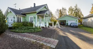 Casa 5 habitaciones en Raahe, Finlandia