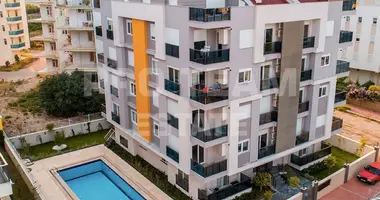 3 room apartment in Konyaalti, Turkey