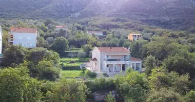 Villa 2 bedrooms with Furnitured, with Yard, with Garage in Prcanj, Montenegro