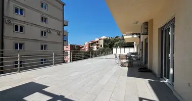 2 bedroom apartment in Petrovac, Montenegro