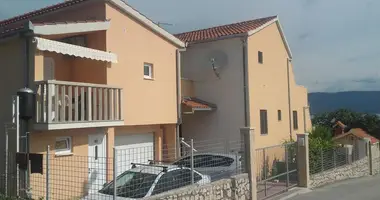 Villa 6 chambres dans Tous les pays
