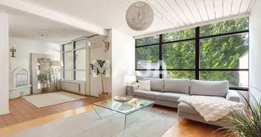 3 bedroom house in Helsinki sub-region, Finland