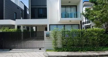 Villa 4 chambres avec Fenêtres double vitrage, avec Meublesd, avec Climatiseur dans Phuket, Thaïlande