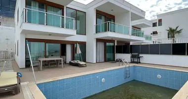 Villa 4 Zimmer mit Parkplatz, mit Meerblick, mit Schwimmbad in Alanya, Türkei