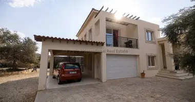 Villa 4 chambres dans Steni, Chypre