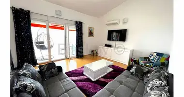 4 room apartment in Okrug Gornji, Croatia