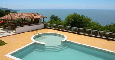 2 bedroom apartment in Dobra Voda, Montenegro