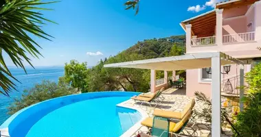 Villa 4 habitaciones con Vistas al mar, con Vista a la montaña en Katavolos, Grecia