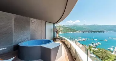 Penthouse 4 Zimmer mit Möbliert, mit Klimaanlage, mit Meerblick in Budva, Montenegro