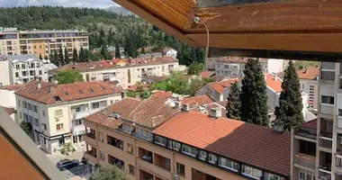 Apartamento 3 habitaciones en Tivat, Montenegro