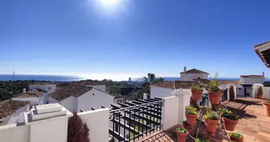 Mieszkanie 3 pokoi w Marbella, Hiszpania