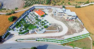 Apartamento 4 habitaciones con vistas a las montañas, con landscaped gardens en Paphos District, Chipre