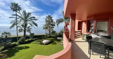 3 bedroom apartment in Estepona, Spain
