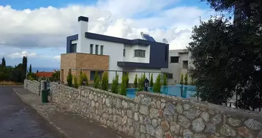Villa 4 Zimmer mit Balkon, mit Klimaanlage, mit Meerblick in Agios Epiktitos, Nordzypern