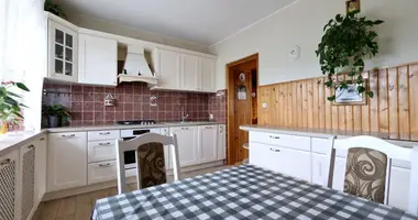 Дом в Варшава, Польша